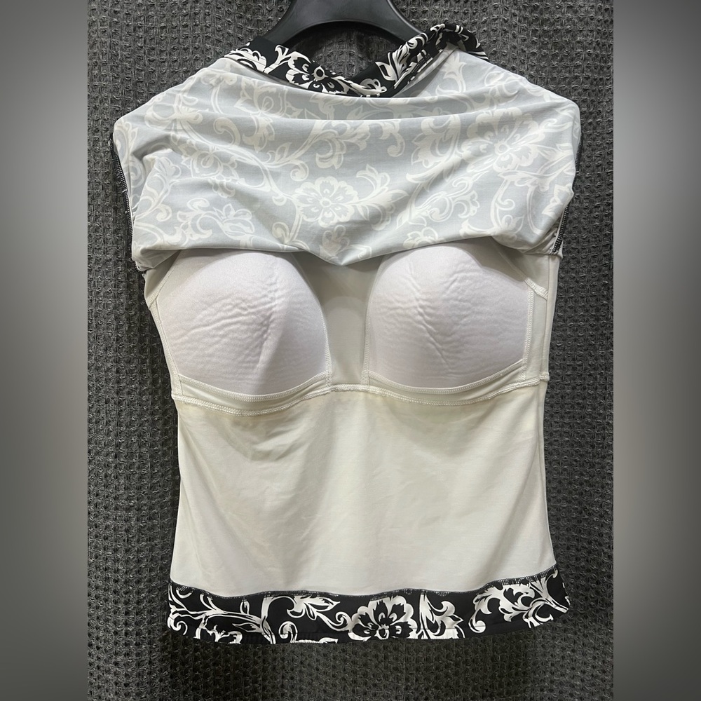 Lands End Tankini Top Molded Cups Tummy Control Floral Black White 14 - Picture 4 of 7